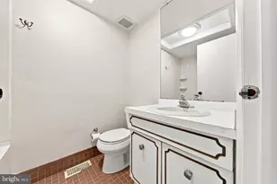 253 Uxbridge Dr, Cherry Hill, NJ 08034 - Photo 24