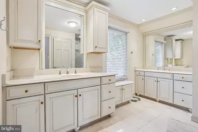 9 Glenforest Drive, Voorhees, NJ 08043 - Photo 32