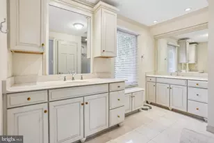 9 Glenforest Dr, Voorhees, NJ 08043 - Photo 32