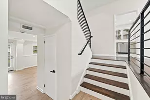 204 Belle Arbor Dr, Cherry Hill, NJ 08034 - Photo 4
