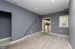 1034 S 4th St, Camden, NJ 08103 - Photo 10