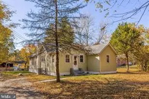 425 Angelow Rd, Berlin, NJ 08009 - Photo 1