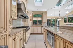 21 Teak Ct, Cherry Hill, NJ 08003 - Photo 14