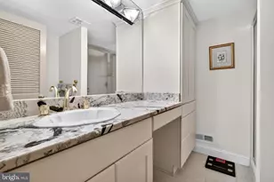 21 Teak Ct, Cherry Hill, NJ 08003 - Photo 46