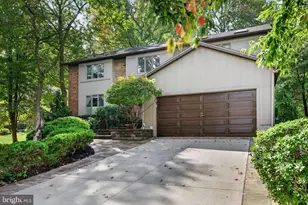 21 Teak Ct, Cherry Hill, NJ 08003 - Photo 1