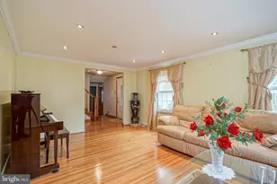557 Covered Bridge Rd, Cherry Hill, NJ 08034 - Photo 10