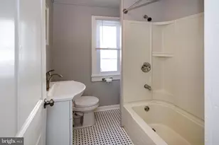 207 Somerset St, Gloucester City, NJ 08030 - Photo 36