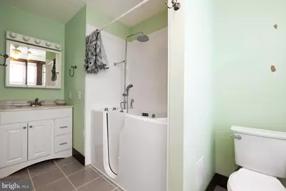 1025 Market Street, Gloucester City, NJ 08030 - Photo 10