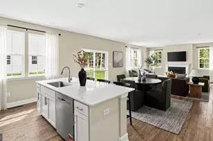 16 Deanes Ave, Voorhees, NJ 08043 - Photo 2
