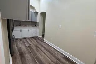 1572 Mt Ephraim Ave, Camden, NJ 08104 - Photo 4