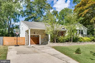 421 Fireside Ln, Cherry Hill, NJ 08003 - Photo 2
