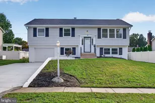 10 Cobblestone Rd, Cherry Hill, NJ 08003 - Photo 1