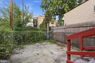 709 Cedar St, Camden, NJ 08102 - Photo 34