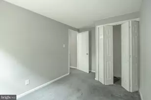 129 Villa Knoll Ct, Sicklerville, NJ 08081 - Photo 10