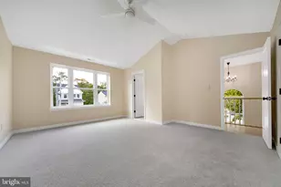 325 Larch Ave, Berlin, NJ 08091 - Photo 14