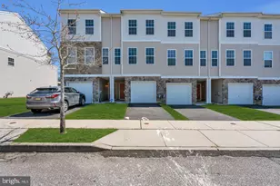 16 Rowand Way E, Clementon, NJ 08021 - Photo 1