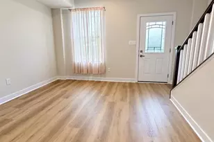 9 Sidney Ln, Stratford, NJ 08084 - Photo 2