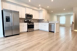 9 Sidney Ln, Stratford, NJ 08084 - Photo 8