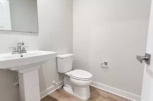 9 Sidney Ln, Stratford, NJ 08084 - Photo 4