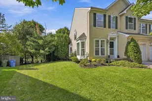 18 Bridle Ct, Cherry Hill, NJ 08003 - Photo 2