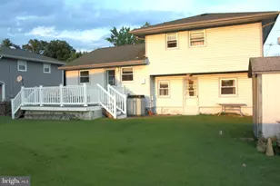 38 Ellen Dr, Bellmawr, NJ 08031 - Photo 2