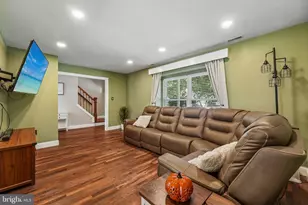 140 Ebbetts Dr, Waterford Township, NJ 08004 - Photo 6