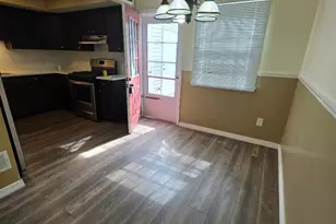 102 Royal Ct Ln N, Camden, NJ 08103 - Photo 16