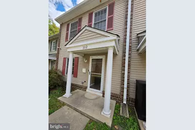 102 Royal Court Lane N #102, Camden, NJ 08103 - Photo 2