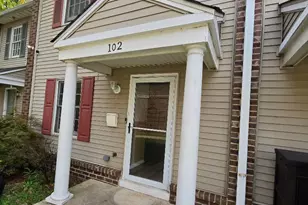 102 Royal Ct Ln N, Camden, NJ 08103 - Photo 2