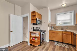 27 E Stiles Ave, Collingswood, NJ 08108 - Photo 10