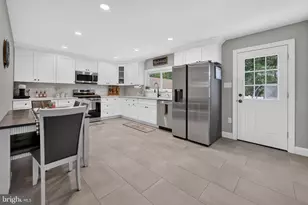 212 Summit Ave, Gloucester Township, NJ 08012 - Photo 8