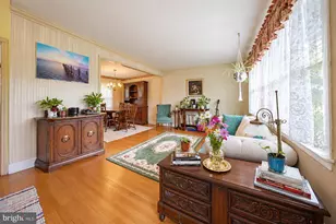 105 McIntosh Rd, Cherry Hill, NJ 08003 - Photo 2