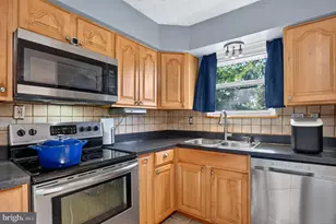 15 Lynn Dr, Sicklerville, NJ 08081 - Photo 6