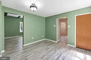242 Trenton Ave, Laurel Springs, NJ 08021 - Photo 6