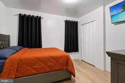 977 Florence Street S, Camden, NJ 08104 - Photo 10