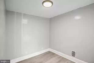 1171 Lansdowne Ave, Camden, NJ 08104 - Photo 16
