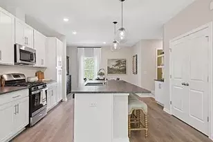 47 Silverbell Ave, Berlin, NJ 08009 - Photo 2
