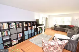 511 Valley Run Dr, Cherry Hill, NJ 08002 - Photo 4