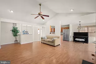 7 Logan Dr, Cherry Hill, NJ 08034 - Photo 26