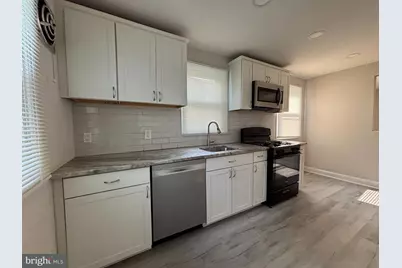 147 Russell Avenue, Barrington, NJ 08007 - Photo 4