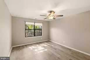 8 Heywood Ln, Sicklerville, NJ 08081 - Photo 18