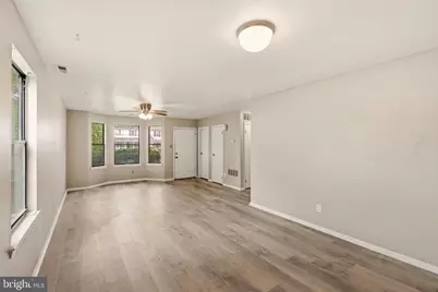 8 Heywood Lane, Sicklerville, NJ 08081 - Photo 2
