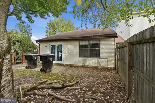 8 Heywood Ln, Sicklerville, NJ 08081 - Photo 26
