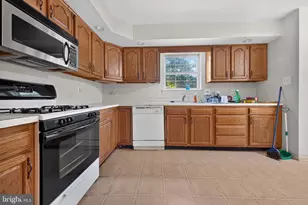 41 Spruce Ln, Clementon, NJ 08021 - Photo 6