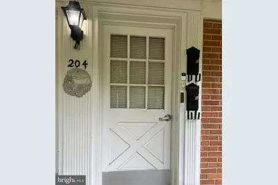 204 Warwick Road #B, Stratford, NJ 08084 - Photo 6