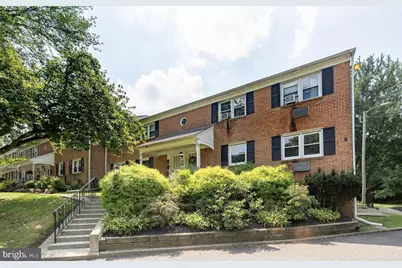 204 Warwick Road #B, Stratford, NJ 08084 - Photo 2