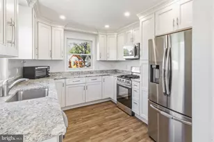 301 Grand Ave, Gloucester Township, NJ 08012 - Photo 6
