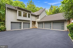 1 Jodi Ct, Cherry Hill, NJ 08003 - Photo 8