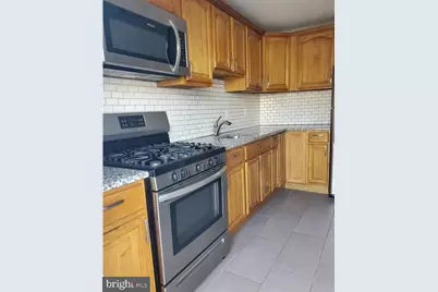 415 Bergen Street, Gloucester City, NJ 08030 - Photo 2