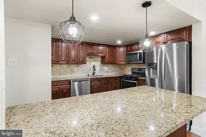 833 E Elm Avenue, Lindenwold, NJ 08021 - Photo 12